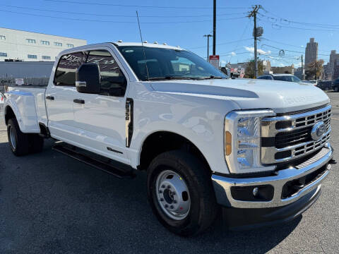 2025 Ford F-350 Super Duty XLT