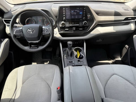 2020 Toyota Highlander L