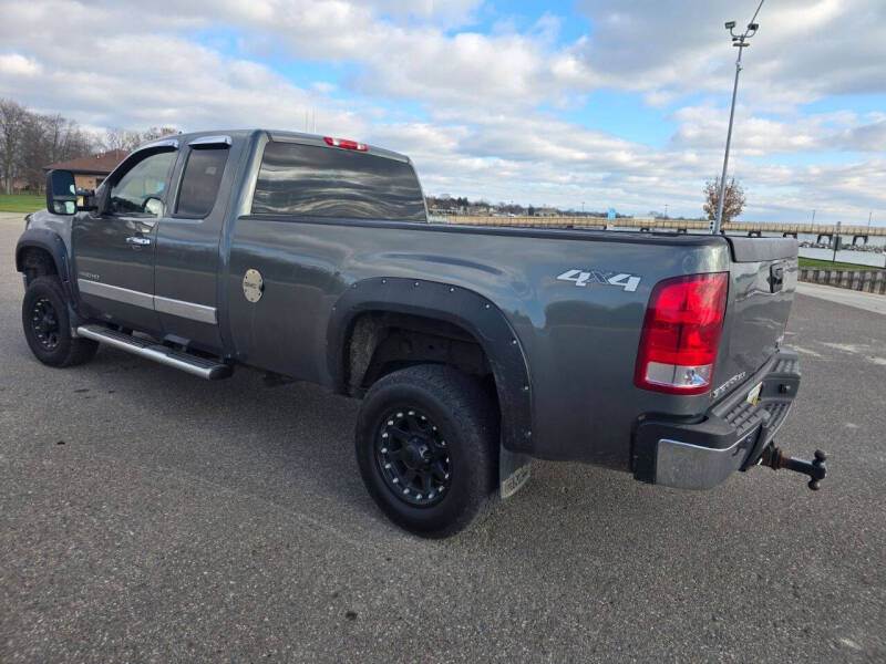 2011 GMC Sierra 2500HD SLE photo 5