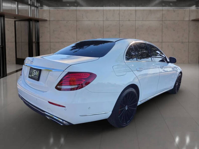 2017 Mercedes-Benz E-Class E 300