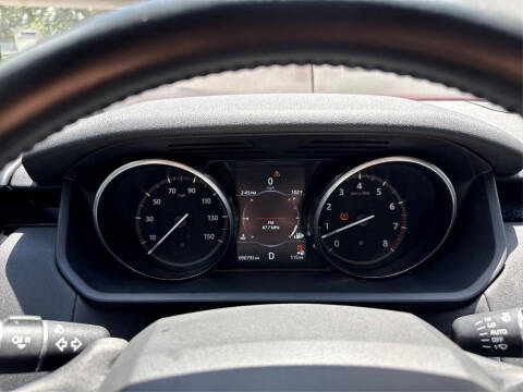 2017 Land Rover Discovery SE