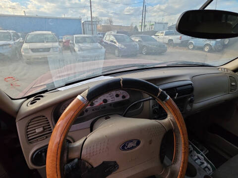 2004 Ford Explorer Sport Trac Adrenalin