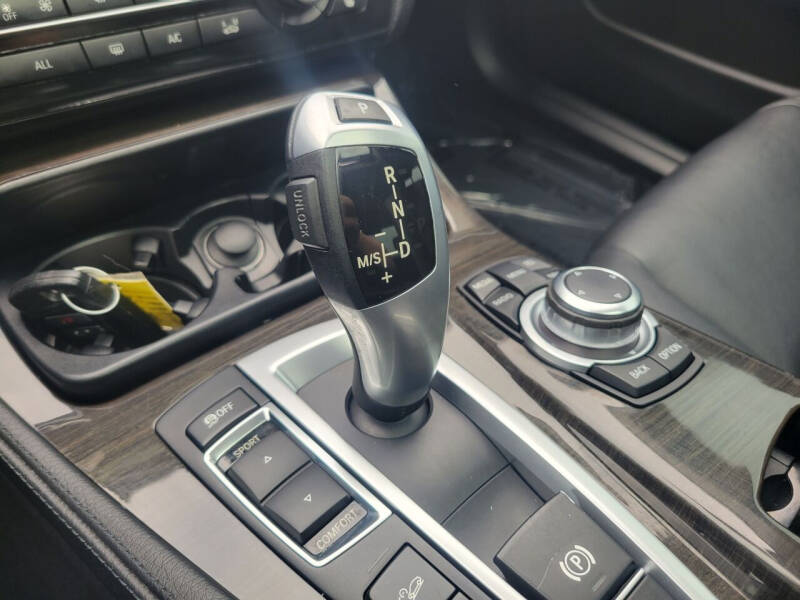 2013 BMW 5 Series 528i xDrive