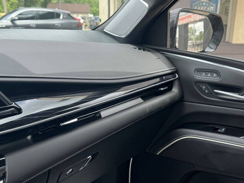 2024 Cadillac Escalade-V