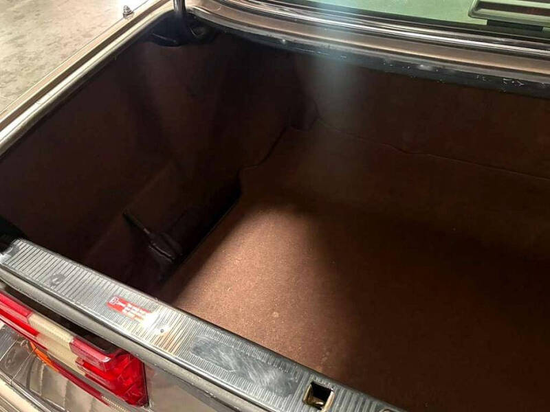 1991 Mercedes-Benz 560-Class 560 SEL