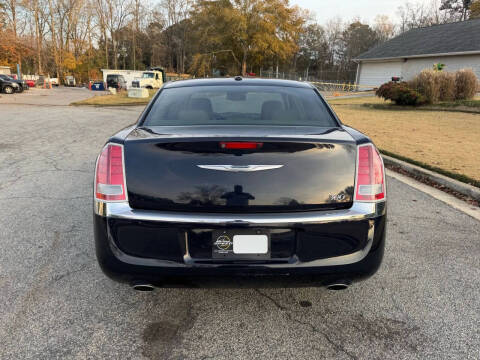 2012 Chrysler 300 Limited