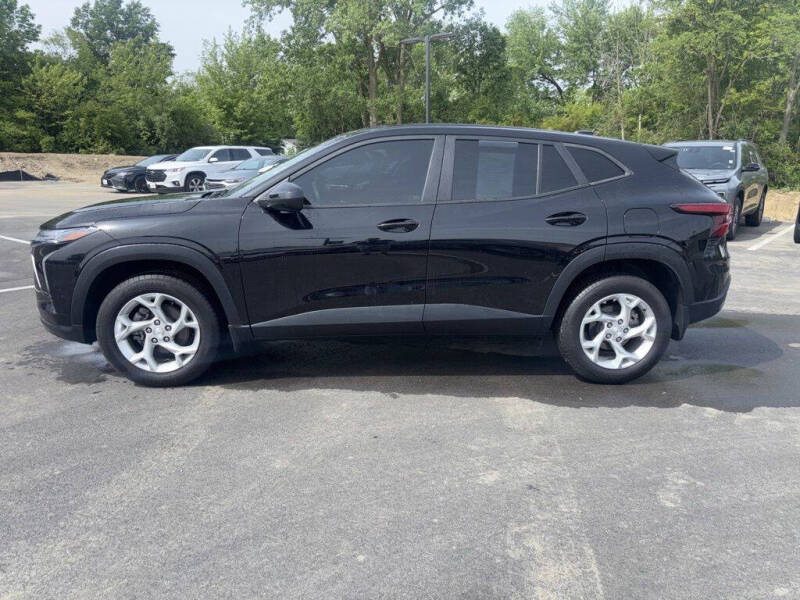 2024 Chevrolet Trax LS