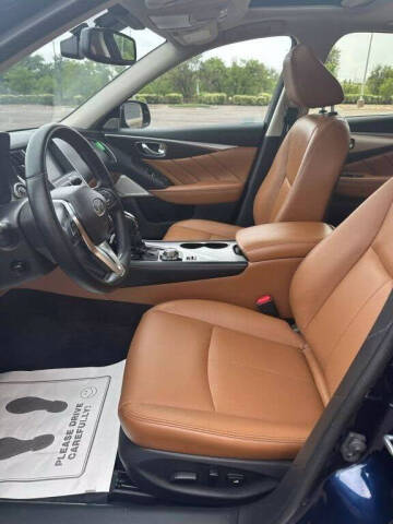 2024 Infiniti Q50 Luxe