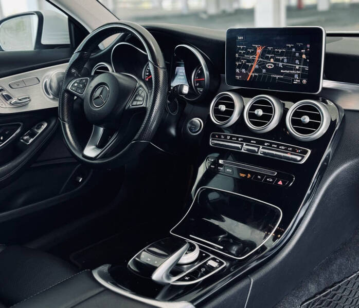 2017 Mercedes-Benz C-Class C 300 4MATIC