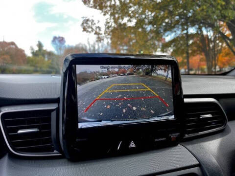 2020 Hyundai Veloster 2.0L Premium