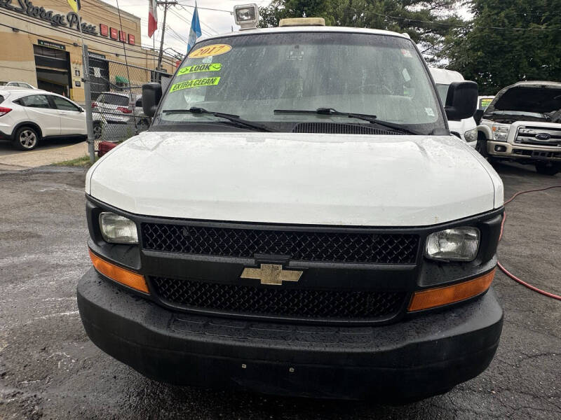 2017 Chevrolet Express 2500