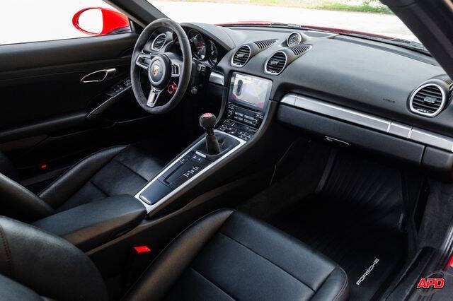 2018 Porsche 718 Cayman