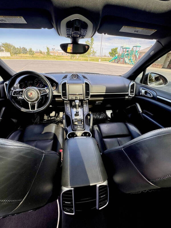2016 Porsche Cayenne