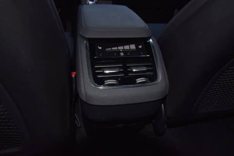 2025 Volvo XC90 B6 Plus Bright Theme 7P