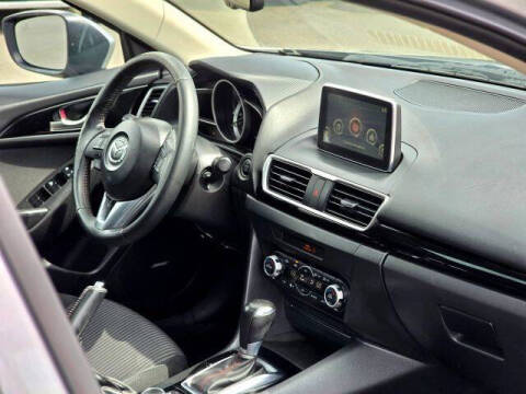 2016 Mazda MAZDA3 i Grand Touring
