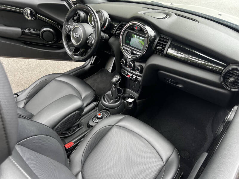 2019 MINI Convertible Cooper