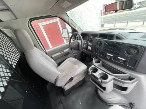 2010 Ford E-Series E-250