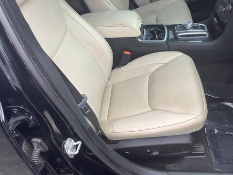 2018 Chrysler 300 Limited