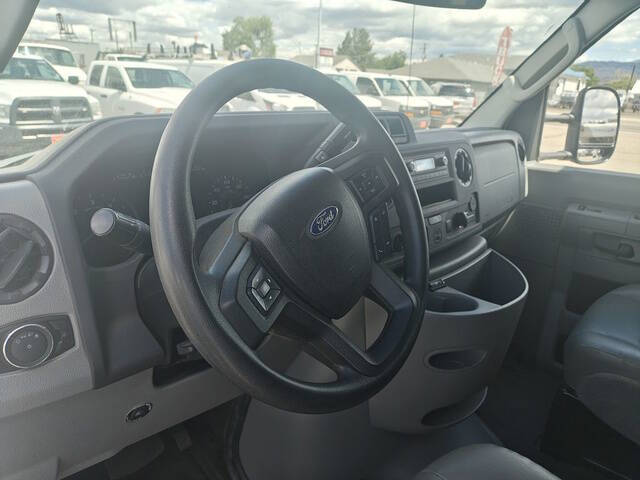 2022 Ford E-Series