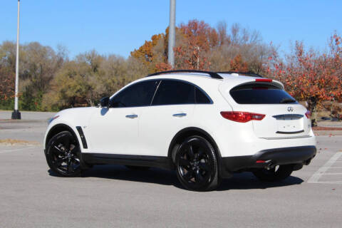 2016 Infiniti QX70