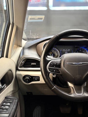 2019 Chrysler Pacifica Touring L