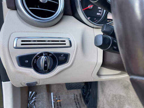 2016 Mercedes-Benz C-Class