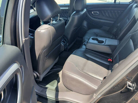 2015 Ford Taurus SEL