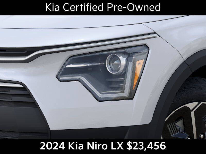 2024 Kia Niro LX