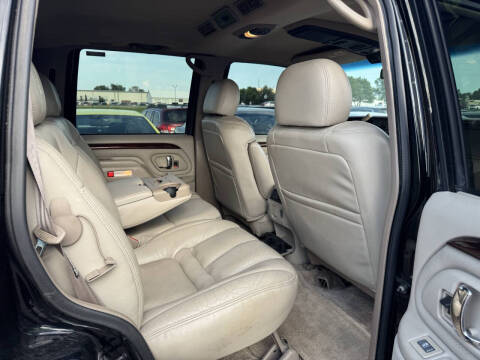 2000 Cadillac Escalade