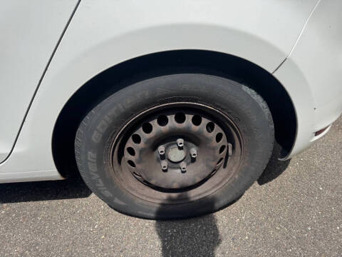 2011 Volkswagen Golf 2.5L PZEV