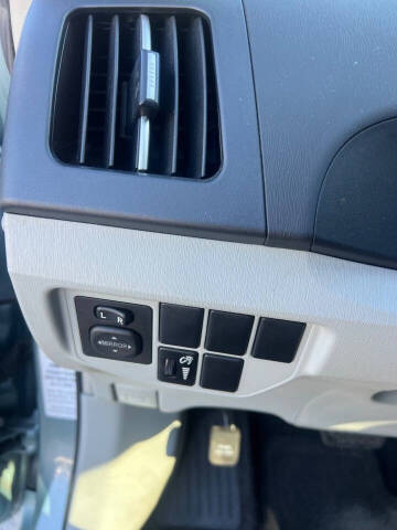 2014 Toyota Prius Two