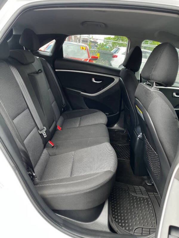 2017 Hyundai Elantra GT