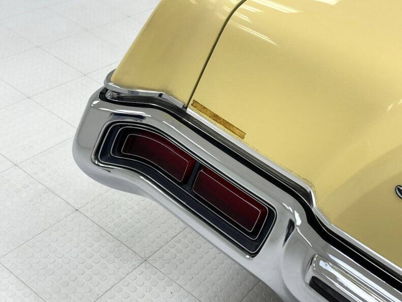 1973 Lincoln Continental