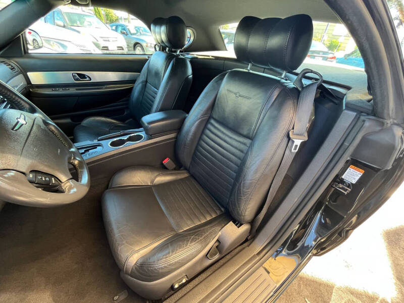 2002 Ford Thunderbird Deluxe