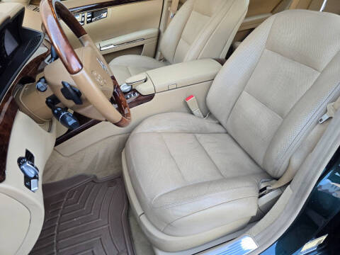 2010 Mercedes-Benz S-Class S 550 4MATIC