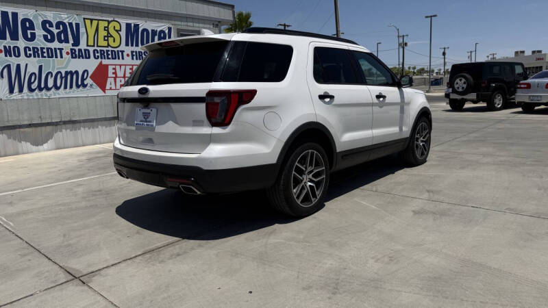 2016 Ford Explorer Sport