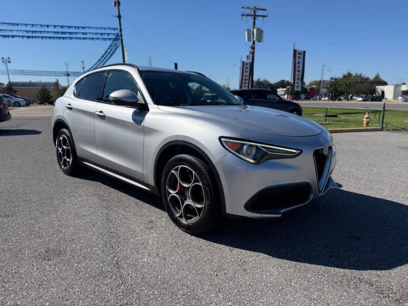 2018 Alfa Romeo Stelvio Sport
