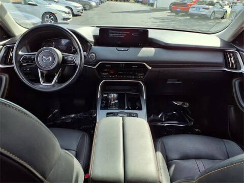 2024 Mazda CX-90 Plug-in Hybrid Premium