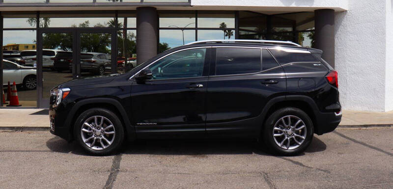 2023 GMC Terrain SLT