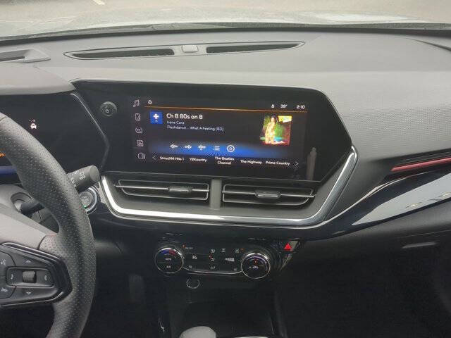 2025 Chevrolet Trax RS