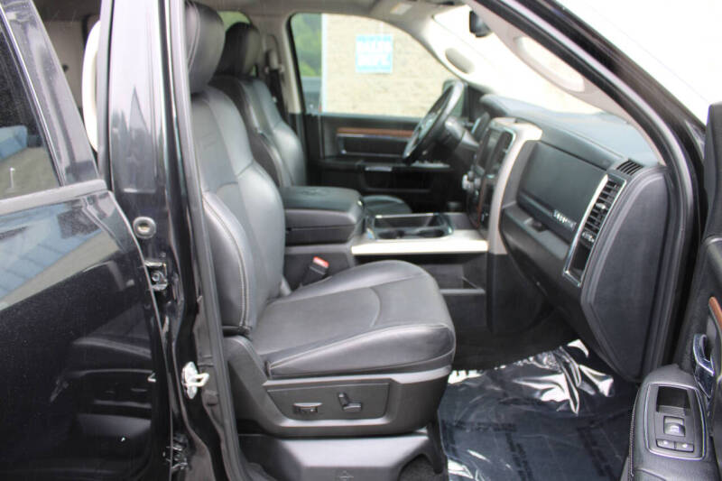 2017 RAM 1500 Laramie