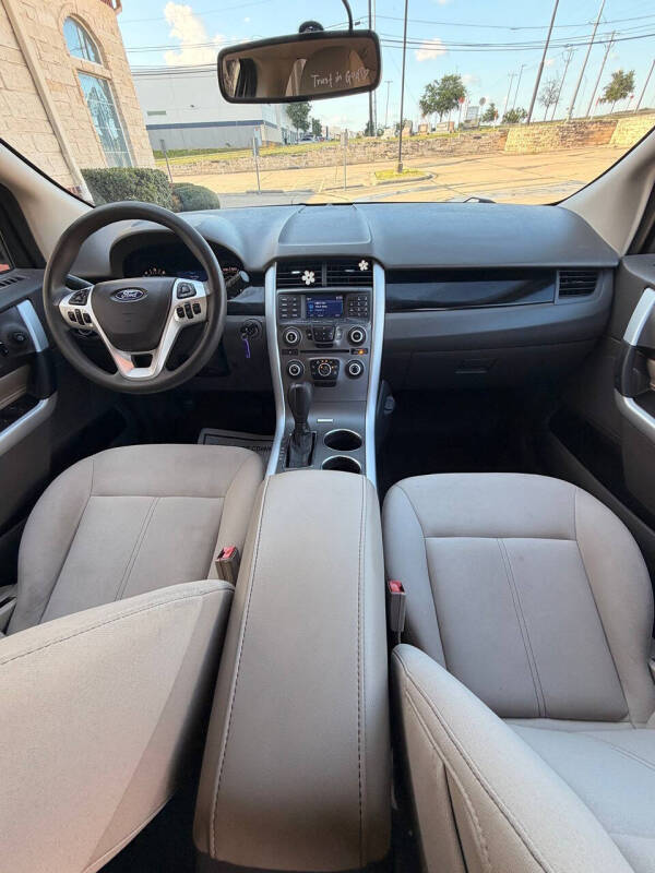 2014 Ford Edge SE