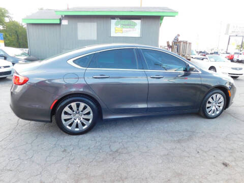 2015 Chrysler 200 LX
