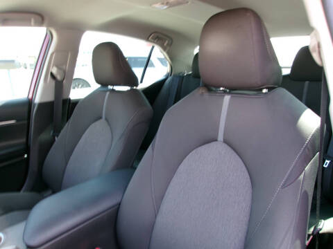 2022 Toyota Camry LE