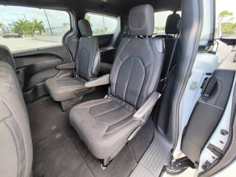 2019 Chrysler Pacifica Touring Plus