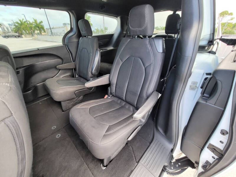 2019 Chrysler Pacifica Touring Plus