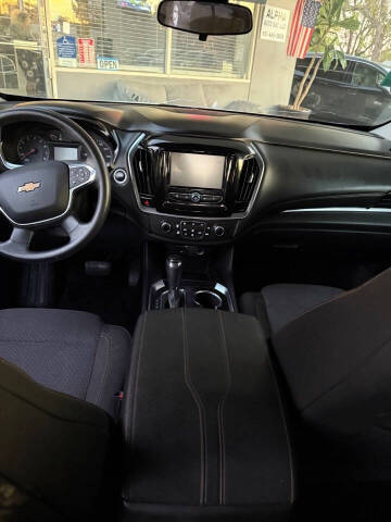 2018 Chevrolet Traverse LS