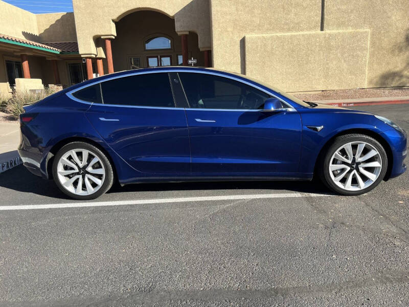 2019 Tesla Model 3 Base photo 4