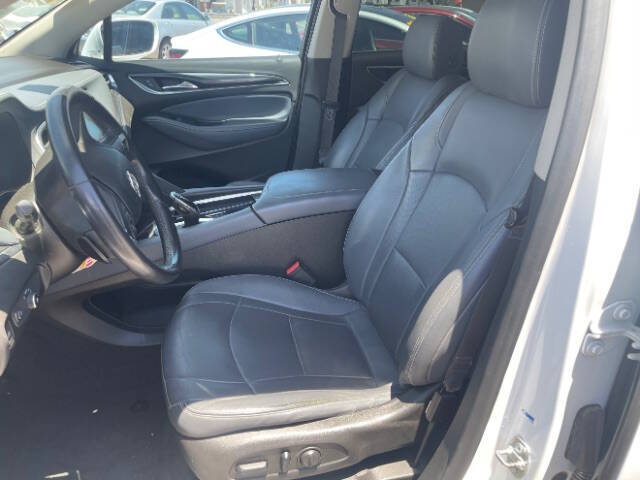 2019 Buick Enclave Essence