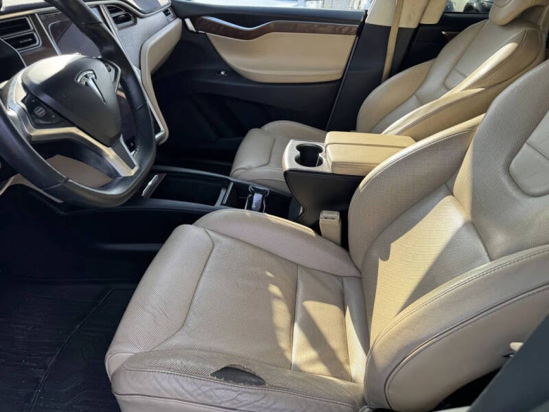 2016 Tesla Model X 75D